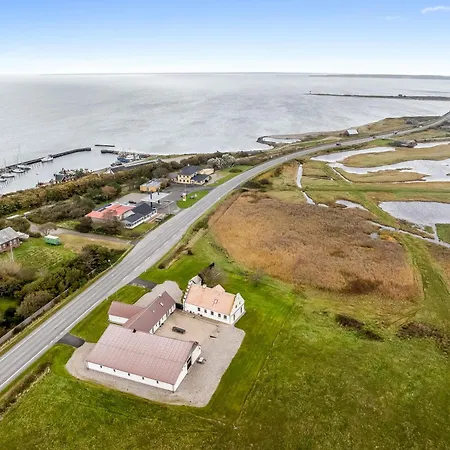 Сasa de vacaciones 18-person With Views Of The Fjord And Lots Of Facilities *