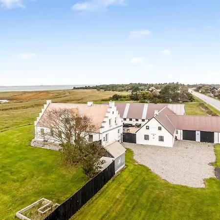 18-person With Views Of The Fjord And Lots Of Facilities