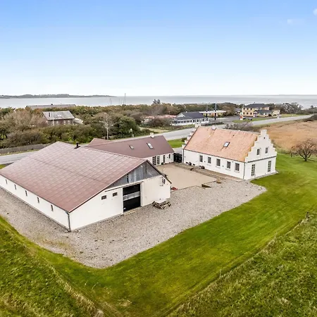 Сasa de vacaciones 18-person With Views Of The Fjord And Lots Of Facilities *