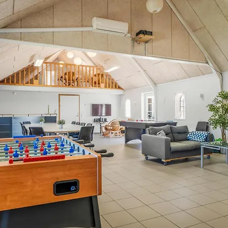 Semesterbostad 18-person With Views Of The Fjord And Lots Of Facilities *