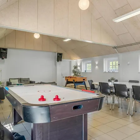 18-person With Views Of The Fjord And Lots Of Facilities *